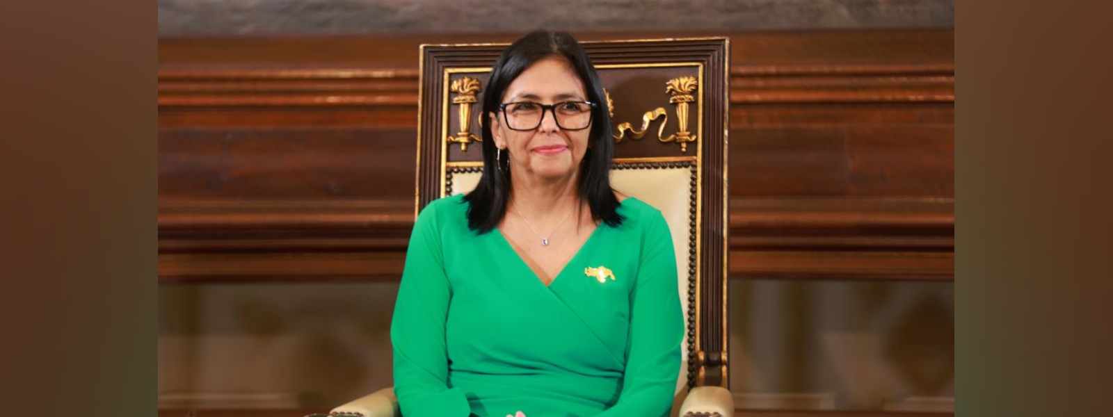 වෙනිසියුලාවේ අන්තර්වාර ජනාධිපතිනිය දිවුරුම් දෙයි